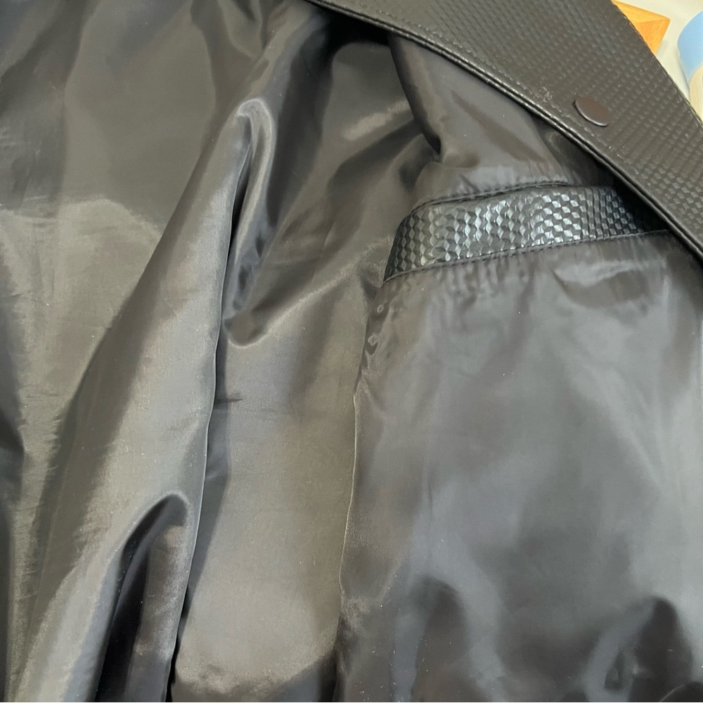 Guess Jacket - Picture 6 of 11